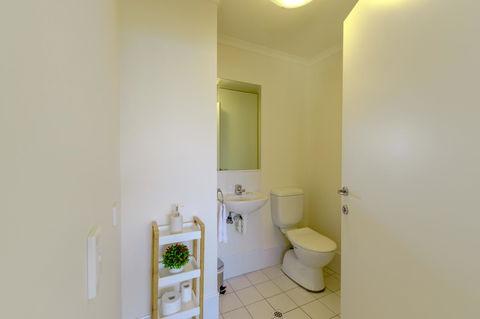 Lights Landing Penthouse - St Kilda Accommodation 21