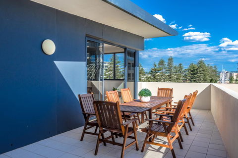 Lights Landing Penthouse - St Kilda Accommodation 5