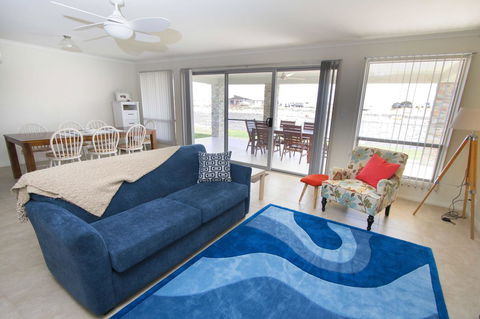 Brock's Base - St Kilda Accommodation 8