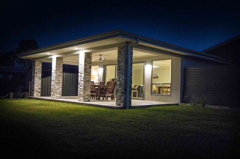 Brock's Base - St Kilda Accommodation 9