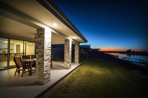 Brock's Base - St Kilda Accommodation 0