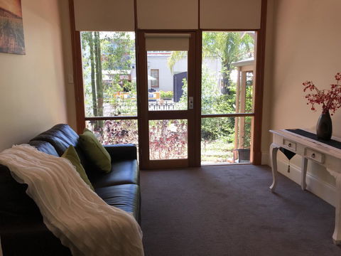 A Secret Garden - St Kilda Accommodation 9