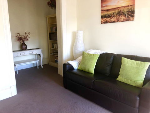 A Secret Garden - St Kilda Accommodation 12