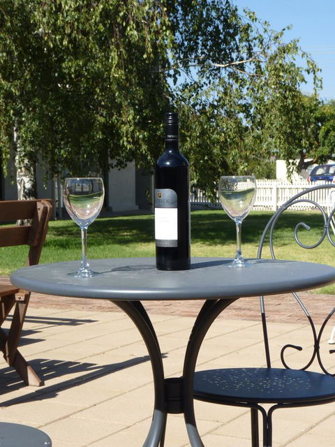 Coonawarra Motor Lodge - St Kilda Accommodation 4
