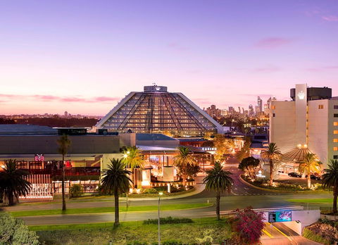 Crown Metropol Perth - St Kilda Accommodation 5