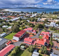Pelicans Albany Middleton Beach - St Kilda Accommodation