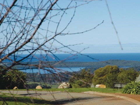 Chimes Spa Retreat - St Kilda Accommodation 28