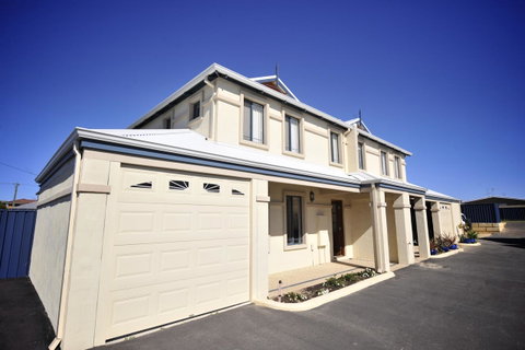 Palm Beach Manor - St Kilda Accommodation 0