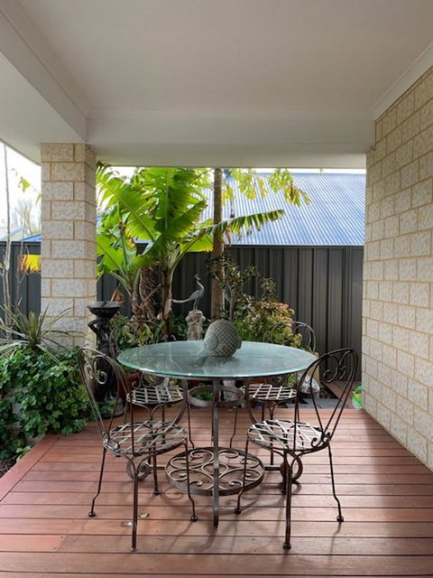 Ascot Comfort - St Kilda Accommodation 7