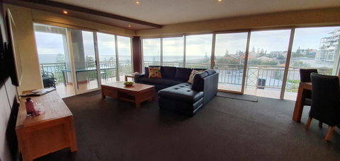 Ocean View-breath Taking Views, Amazing Facilities - St Kilda Accommodation 11