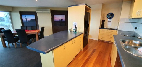 Ocean View-breath Taking Views, Amazing Facilities - St Kilda Accommodation 12