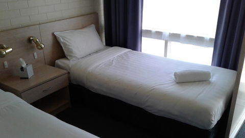 Junee Motor Inn - St Kilda Accommodation 4