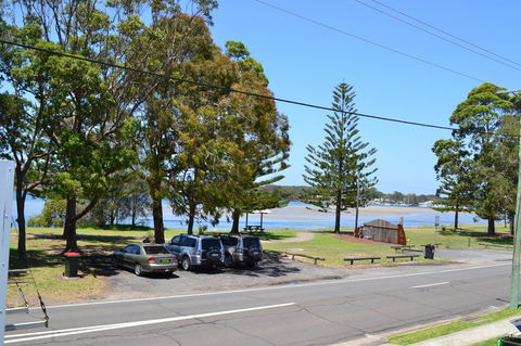 Sundial Holiday Units - St Kilda Accommodation 7