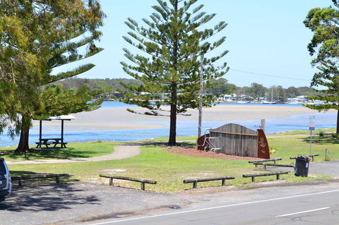 Sundial Holiday Units - St Kilda Accommodation 6