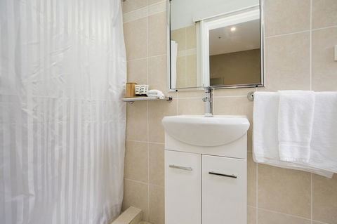 CH Boutique Hotel & Apartments, Ascend Hotel Collection - St Kilda Accommodation 36