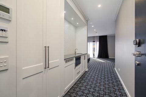 CH Boutique Hotel & Apartments, Ascend Hotel Collection - St Kilda Accommodation 6