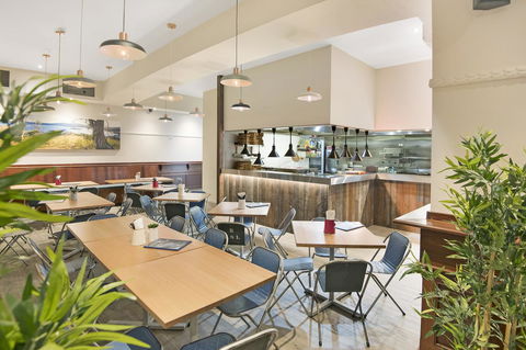 Banjo Paterson Inn - St Kilda Accommodation 4