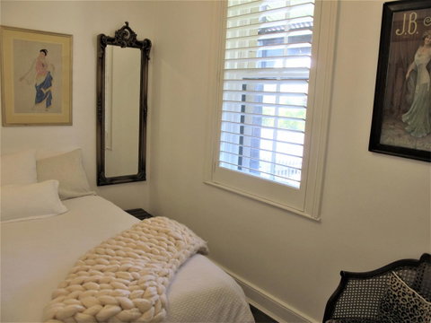 Apple Tree Cottage - St Kilda Accommodation 9