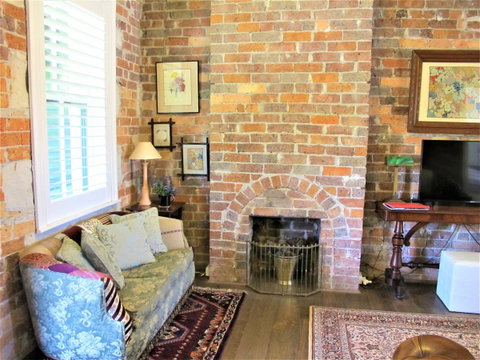 Apple Tree Cottage - St Kilda Accommodation 14