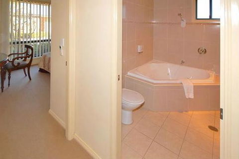 Potters Apartments - St Kilda Accommodation 12
