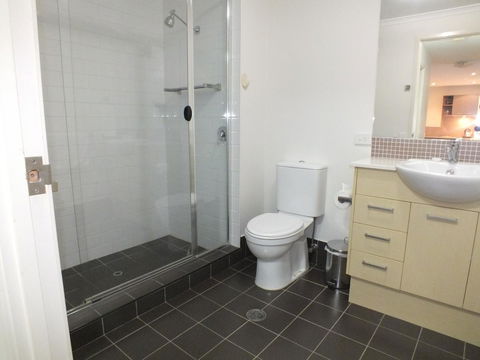 Pacific Marina Apartments - St Kilda Accommodation 12