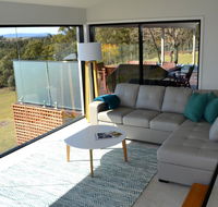 Wine Country Villas - St Kilda Accommodation