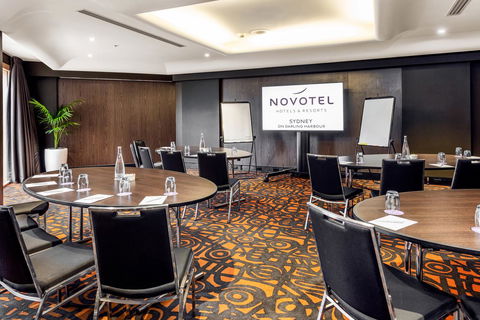 Novotel Sydney Darling Harbour - St Kilda Accommodation 18