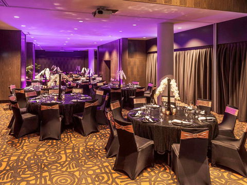 Novotel Sydney Darling Harbour - St Kilda Accommodation 42