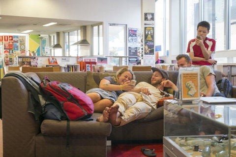 YHA Sydney Harbour - St Kilda Accommodation 11