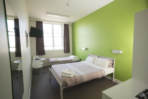 YHA Sydney Harbour - St Kilda Accommodation 2