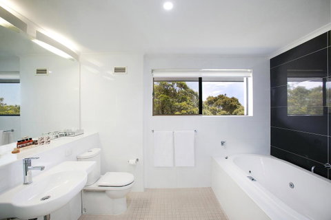 BEST WESTERN PLUS Apollo Hotel Newcastle - St Kilda Accommodation 22