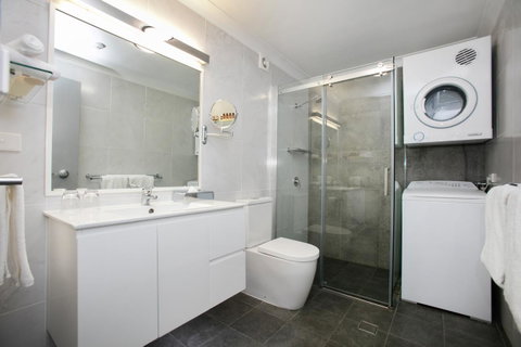 BEST WESTERN PLUS Apollo Hotel Newcastle - St Kilda Accommodation 19