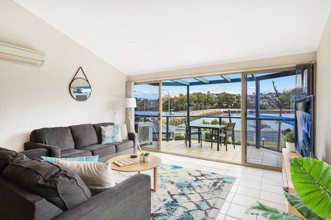 Sails Luxury Apartments Merimbula - St Kilda Accommodation 29
