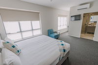 Book Hamilton Accommodation Vacations St Kilda Accommodation St Kilda Accommodation