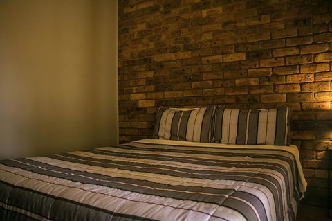 Ironstone Estate Lovedale - St Kilda Accommodation 15