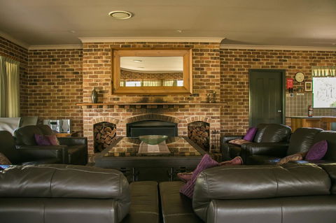 Ironstone Estate Lovedale - St Kilda Accommodation 25