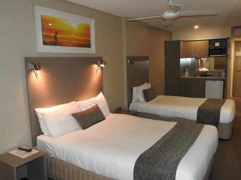 Manly Paradise Motel & Apartments - St Kilda Accommodation 1