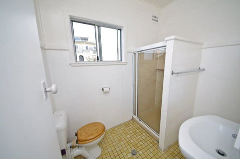 Apollo 1, 9 Hodgson Street - St Kilda Accommodation 5