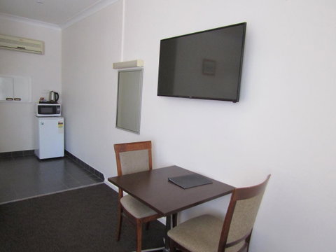 Allonville Gardens Motel - St Kilda Accommodation 15