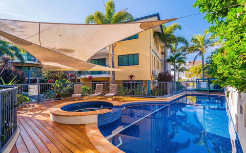 The Cove Yamba - St Kilda Accommodation 28
