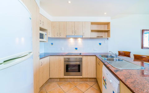 The Cove Yamba - St Kilda Accommodation 34