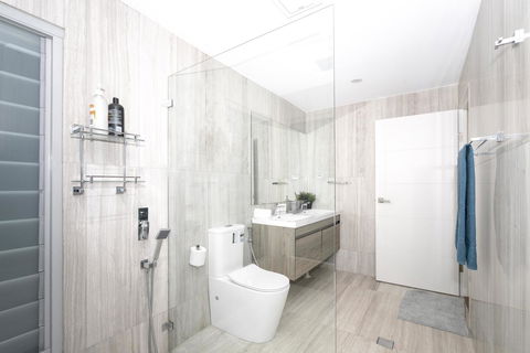 Luxury Villa Darlington - Vine - St Kilda Accommodation 40