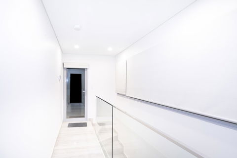 Luxury Villa Darlington - Vine - St Kilda Accommodation 13