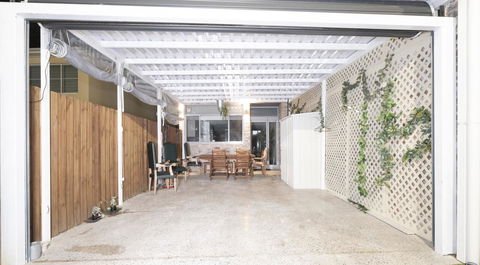 Luxury Villa Darlington - Vine - St Kilda Accommodation 19