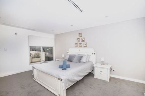 Luxury Villa Darlington - Vine - St Kilda Accommodation 23
