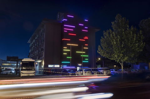 Mercure Albury - St Kilda Accommodation 0