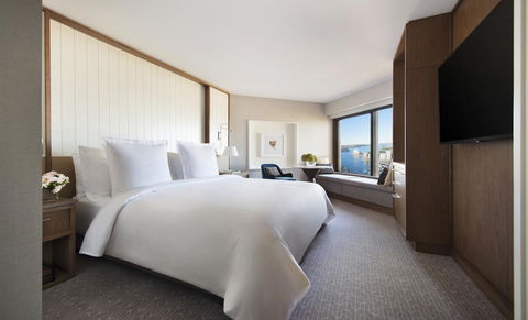 Four Seasons Hotel Sydney - St Kilda Accommodation 12
