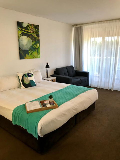 Charlesworth Bay Beach Resort - St Kilda Accommodation 14
