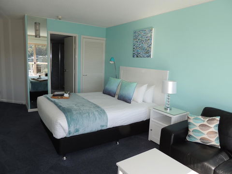 Charlesworth Bay Beach Resort - St Kilda Accommodation 34
