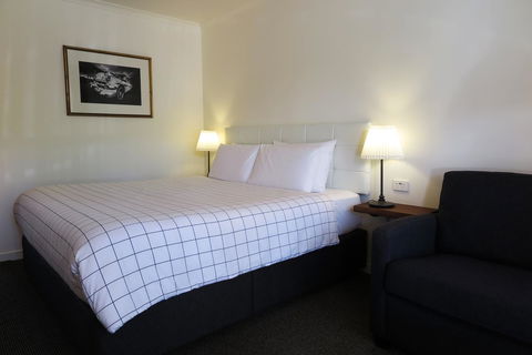 Summerhill Motor Inn - St Kilda Accommodation 1